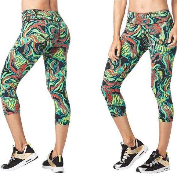 Zumba Fitness Disco Capris - Size M - Picture 1 of 8